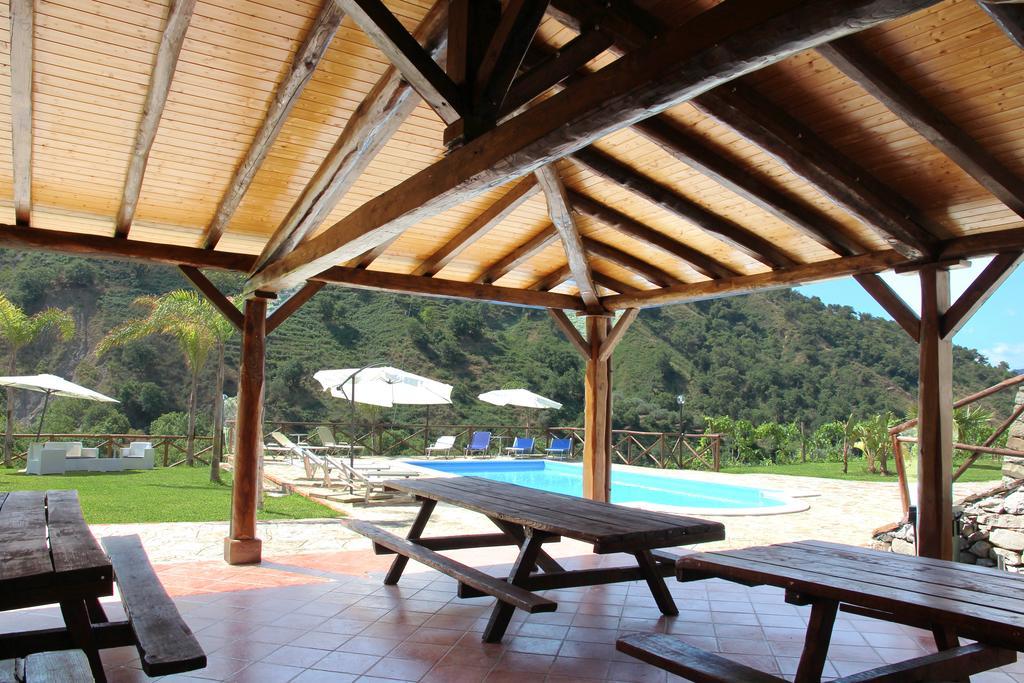 Profetina Village Motta Camastra Exterior foto